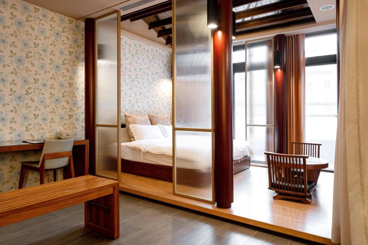 Tian Xia Ju Motel Yilan Exterior photo